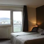 Restaurant Op De Beek Схин-оп-Гёл