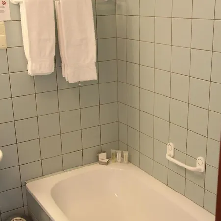 Hotel Restaurant Op De Beek Schin op Geul