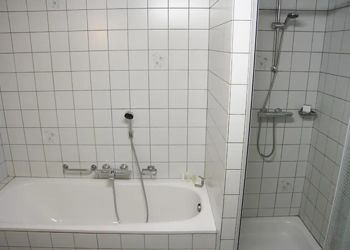 Restaurant Op De Beek فندق