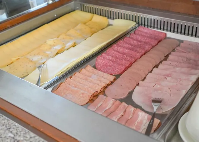 Restaurant Op De Beek 3* سخين أوب خيو